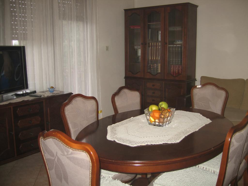 Apartments Nino 브랜지카 객실 사진